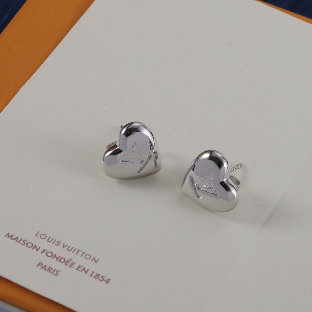 Polished Heart Stud Earrings