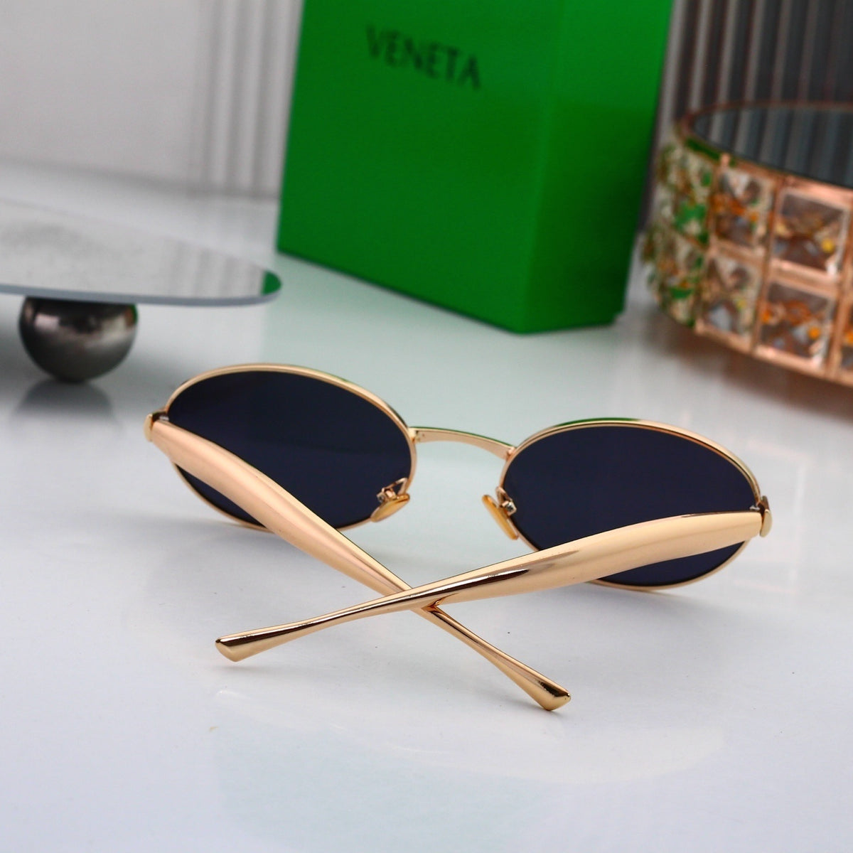 Round Sunglasses with Textured Metal Temples