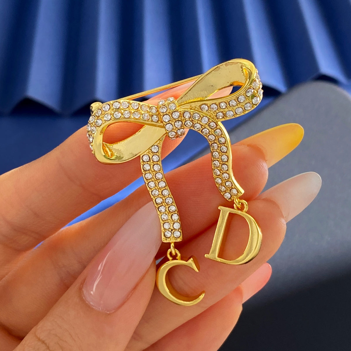Premium Edition Brooch、Brooches Collection、D*or Series、𝐁𝐫𝐨𝐨𝐜𝐡𝐞𝐬(𝐇)