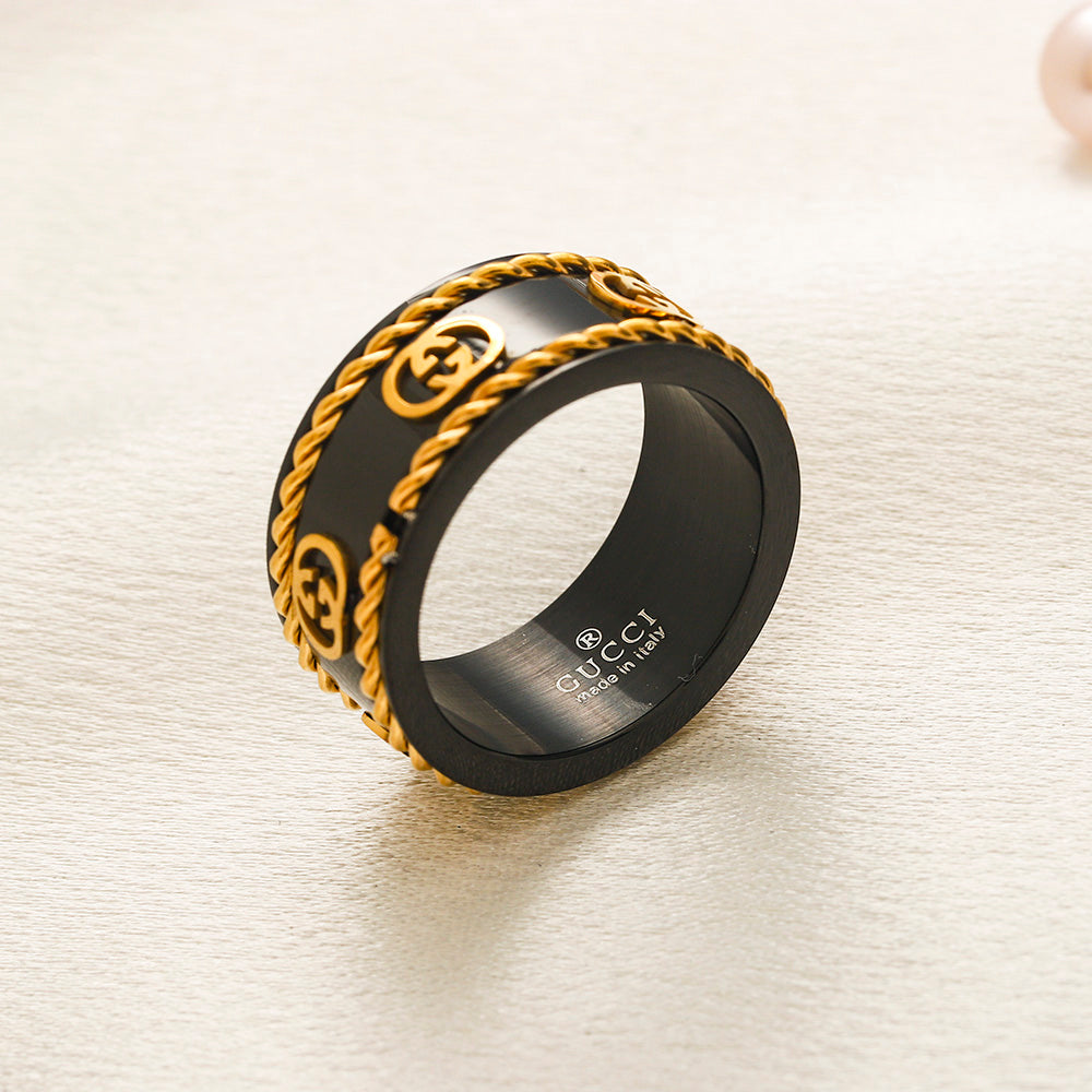 Ring aus Edelstahl 304 mit gestanztem Logo