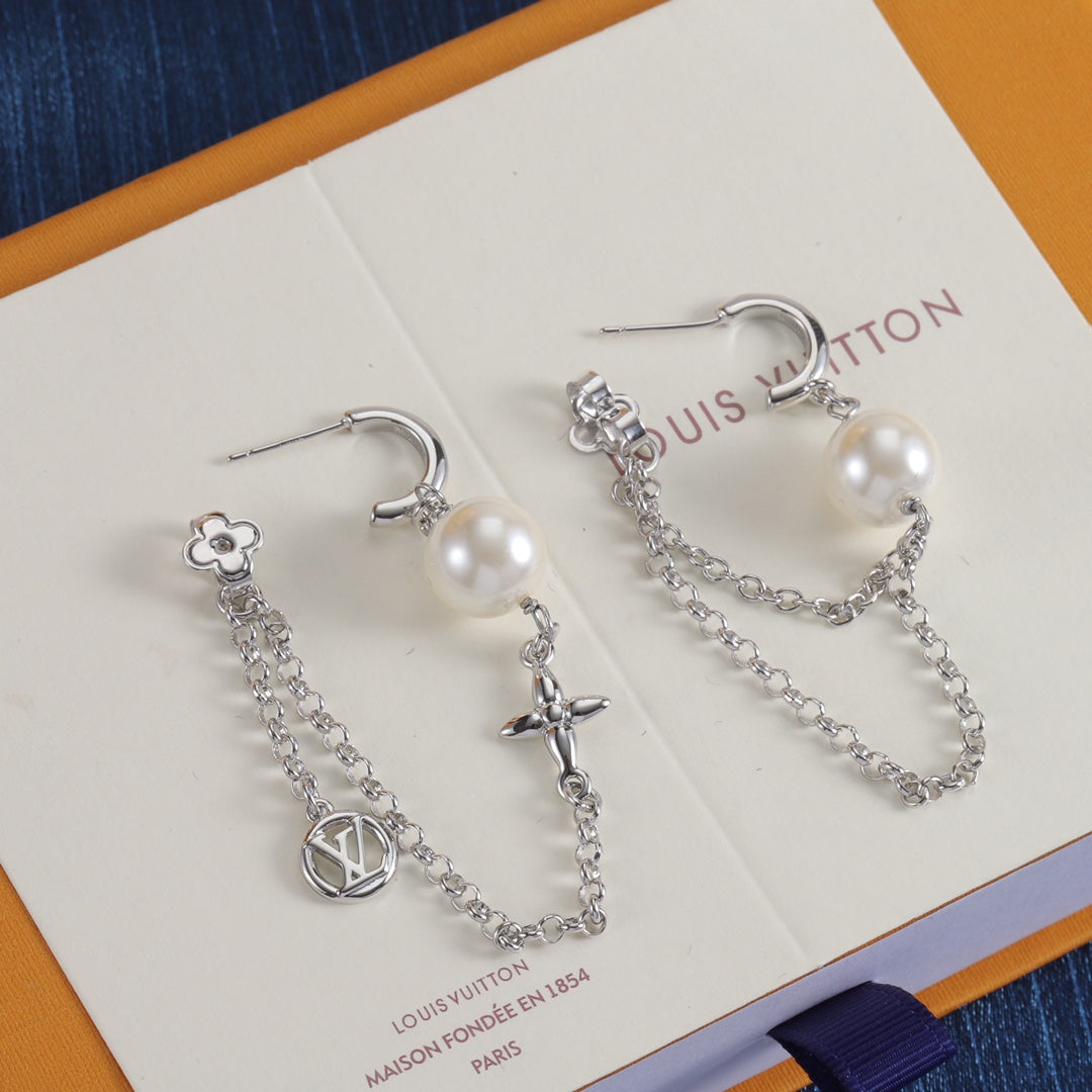 Pearl-Effect & Chain Charm Hoop Earrings