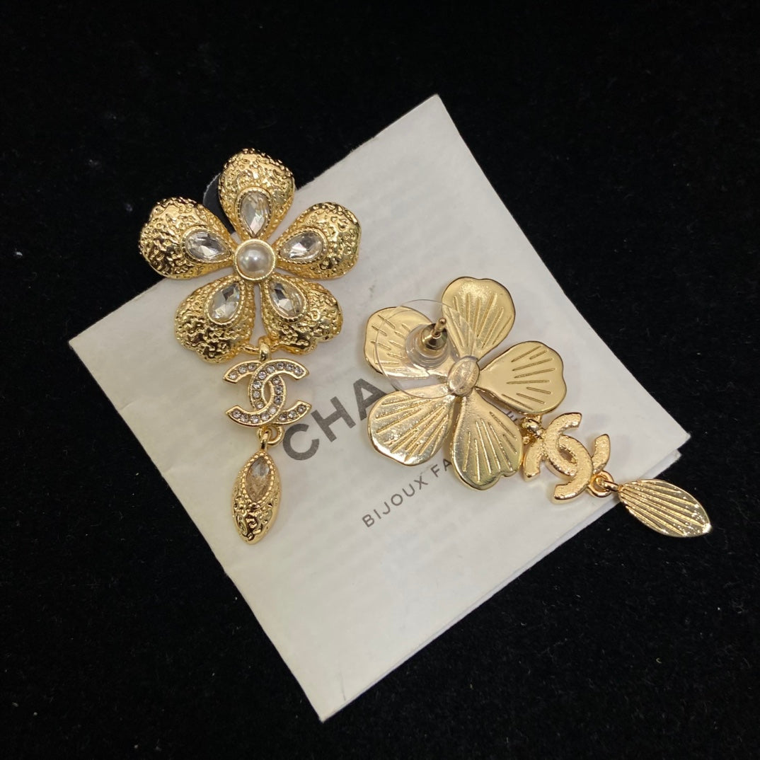 Pearl-Effect Flower & Chain Drop Earrings
