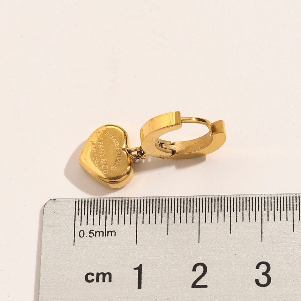 304 Stainless Steel Engraved Heart Charm Huggie Earrings