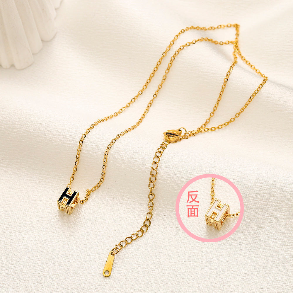 304 Stainless Steel Textured H-Letter Pendant Necklace