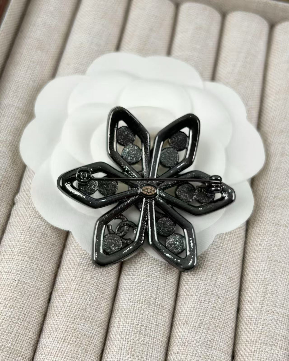 Premium Edition Brooch、Brooches Collection、CH*NEL Series、𝐁𝐫𝐨𝐨𝐜𝐡𝐞𝐬(𝐇)