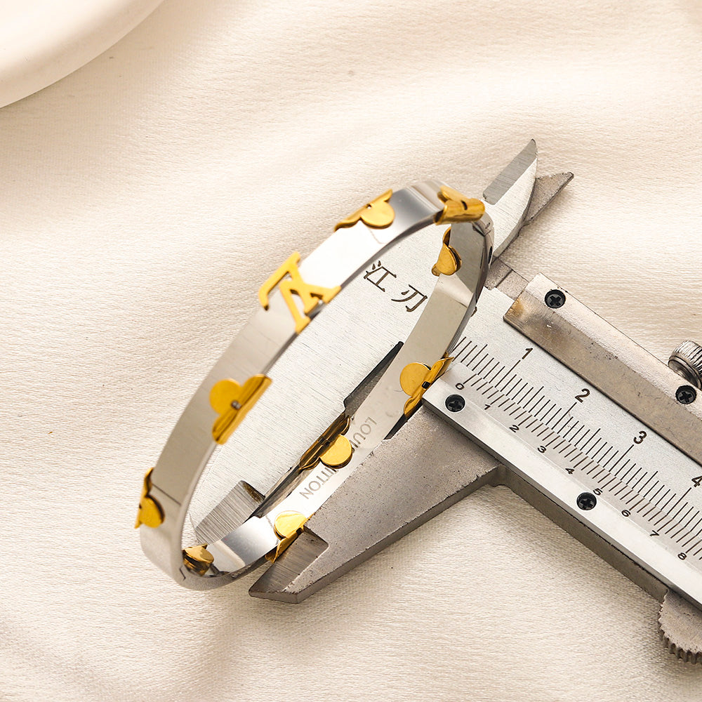 304 Stainless Steel Polished Floral Monogram Band Bracelet