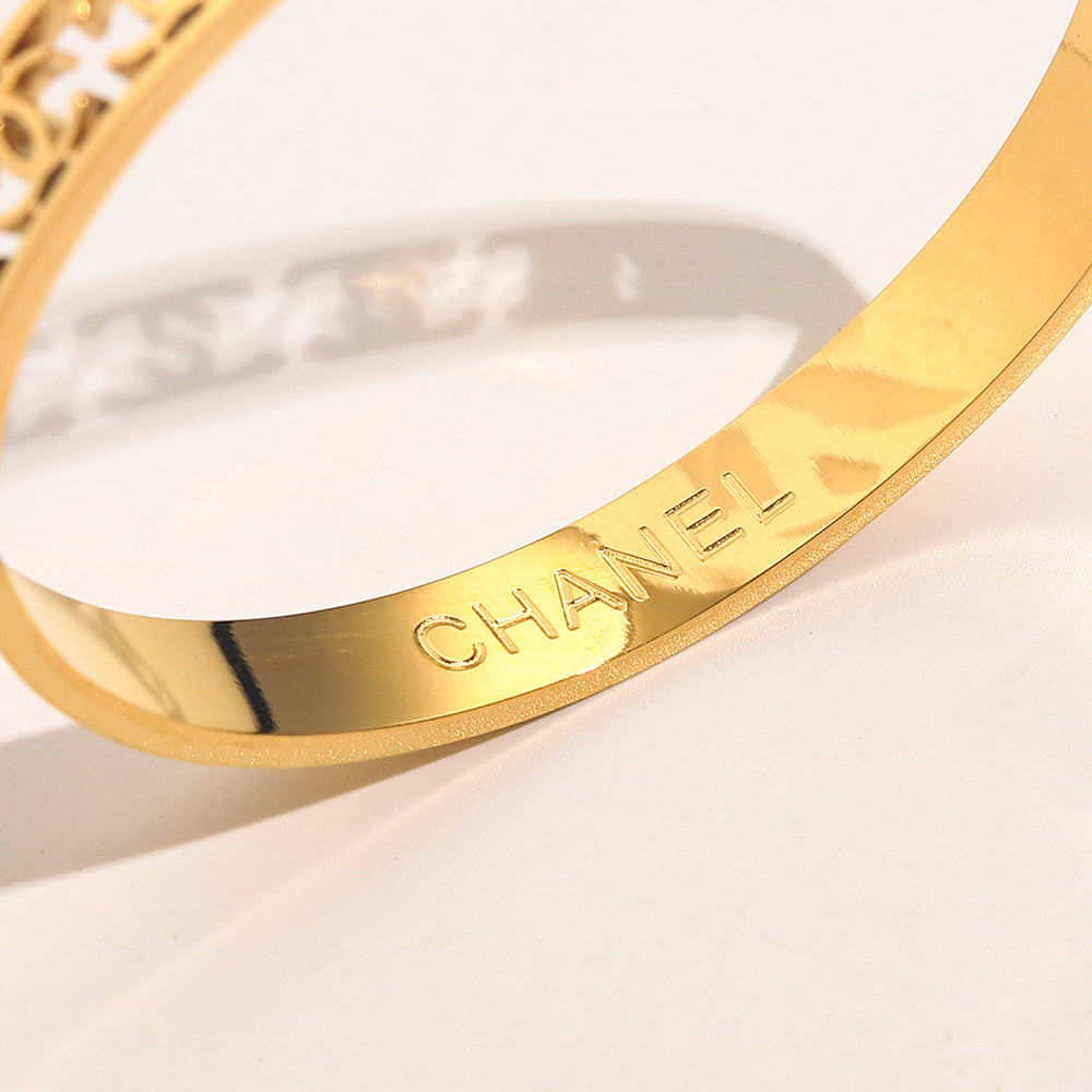 304 Stainless Steel Openwork Star & Letter Bangle Bracelet