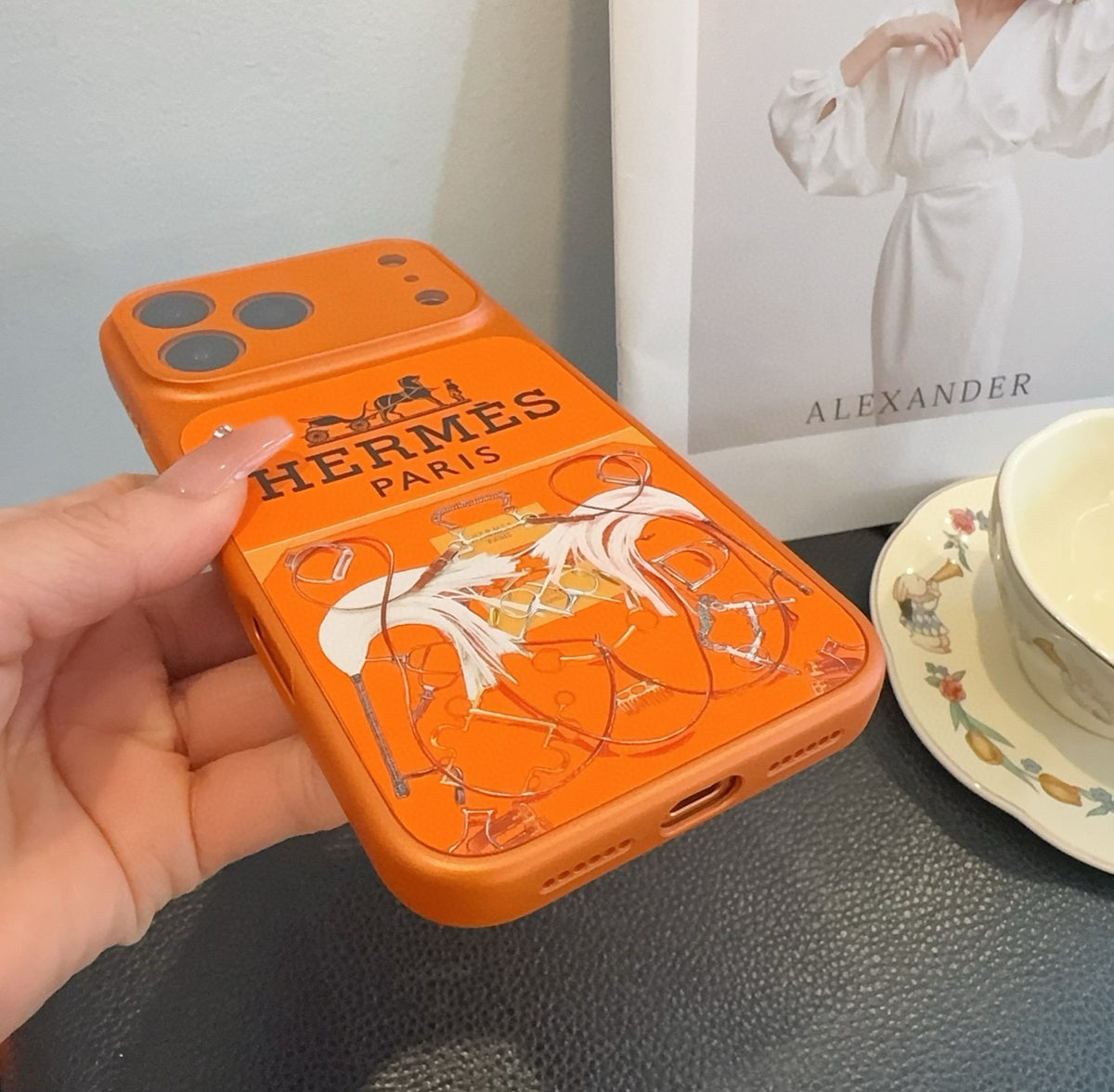 Fashion Aesthetic Shock Absorbing Protective Phone Case He*mes Series、Fashion Phone Case