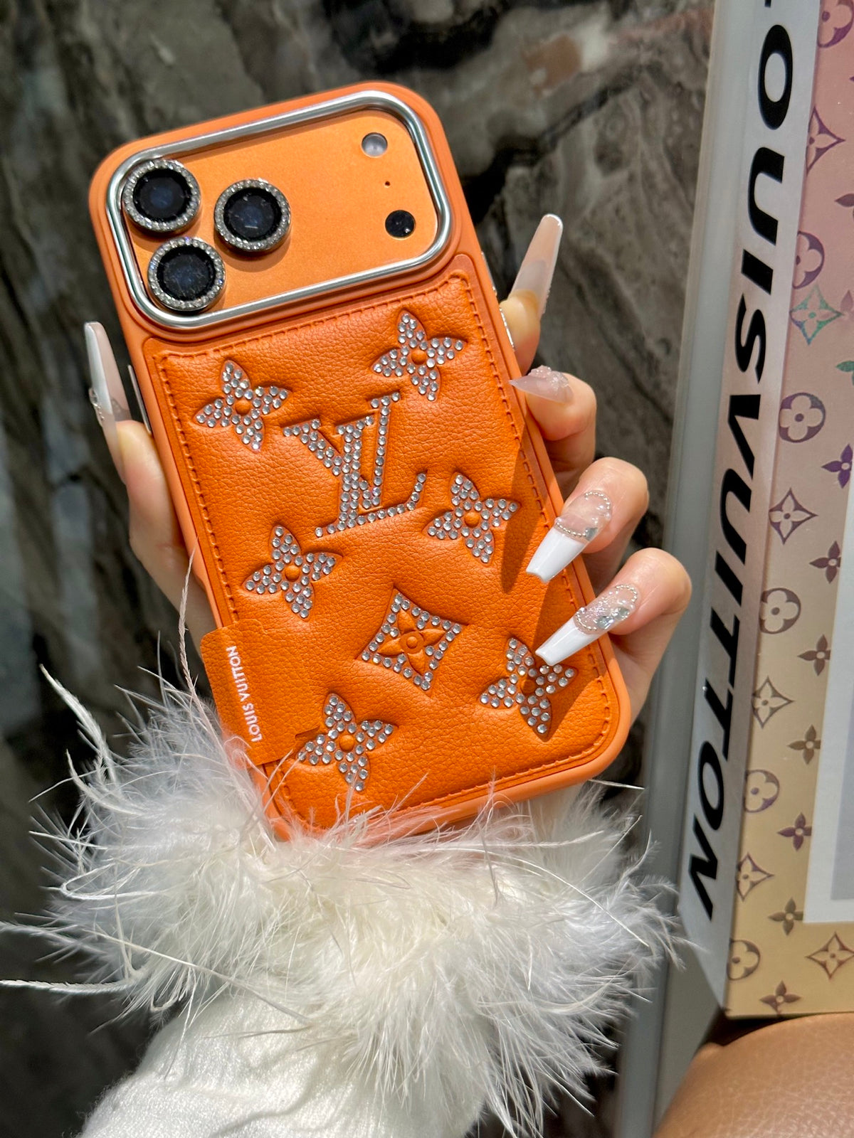 Fashion Aesthetic Shock Absorbing Protective Phone Case L*V Series、Fashion Phone Case
