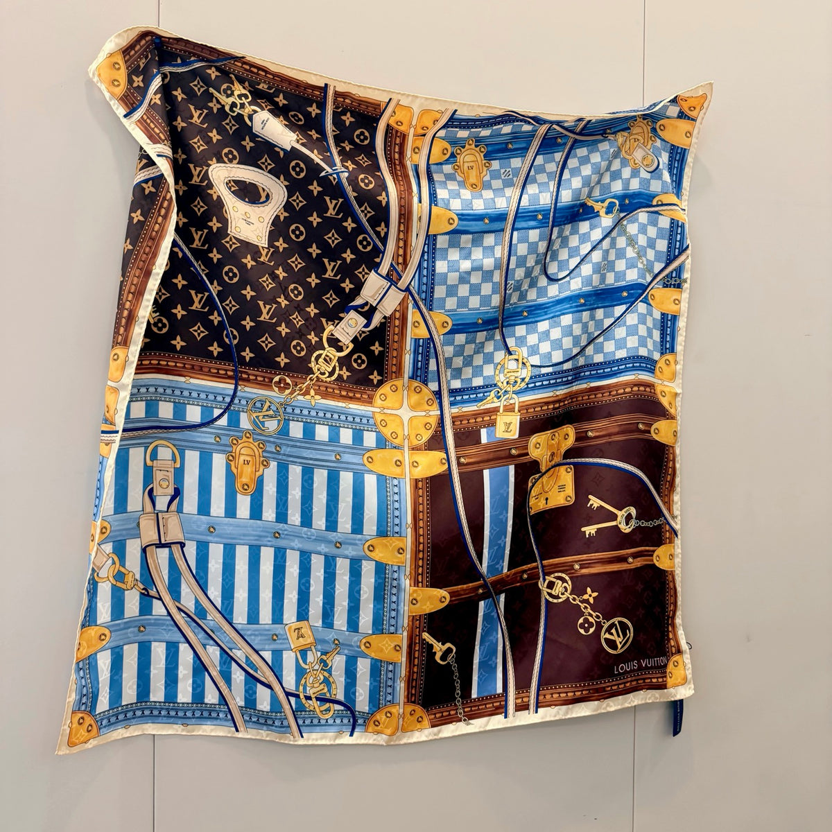 Checkered Trunk Print Square Scarf - 90 x 90 cm