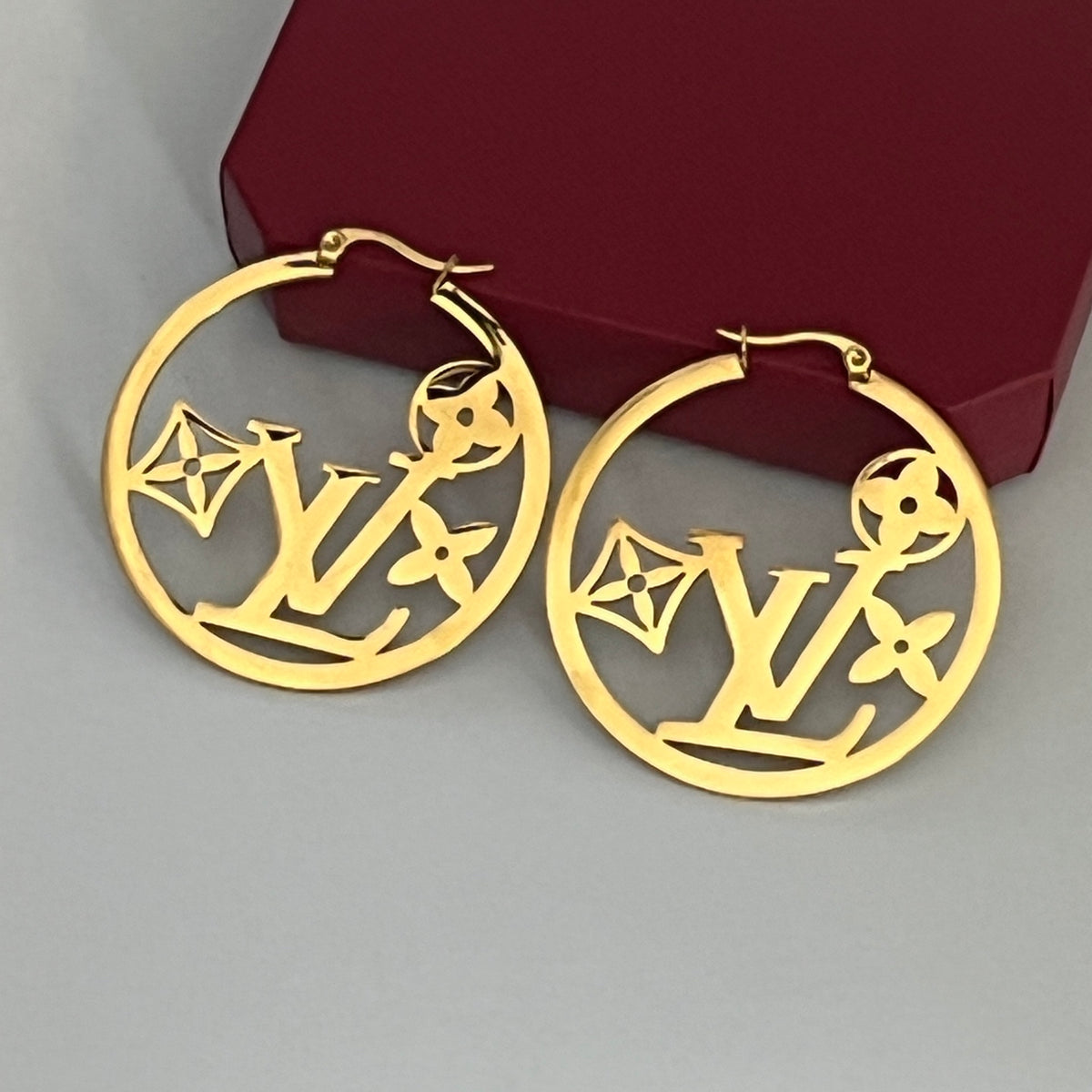 304 Stainless Steel Floral Monogram Hoop Earrings