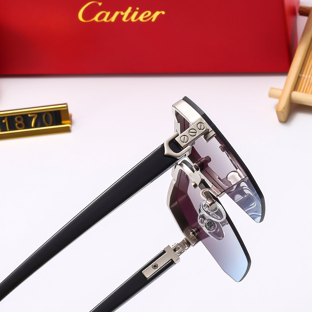 Oversized Rimless Square Sunglasses with Decorative Temples