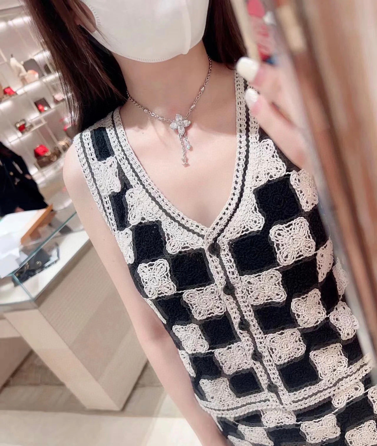 Pave Flower Pendant Chunky Chain Necklace