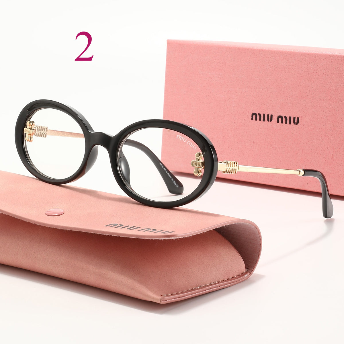 Round Sunglasses with Patterned Rims