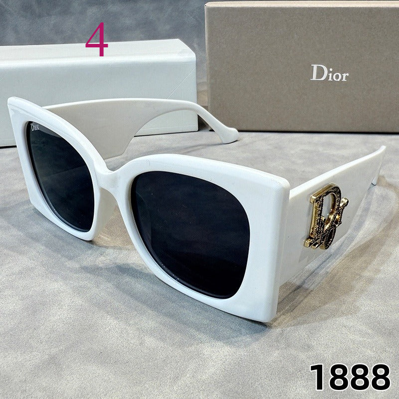 Oversized Cat-Eye Sunglasses with Deep Frames