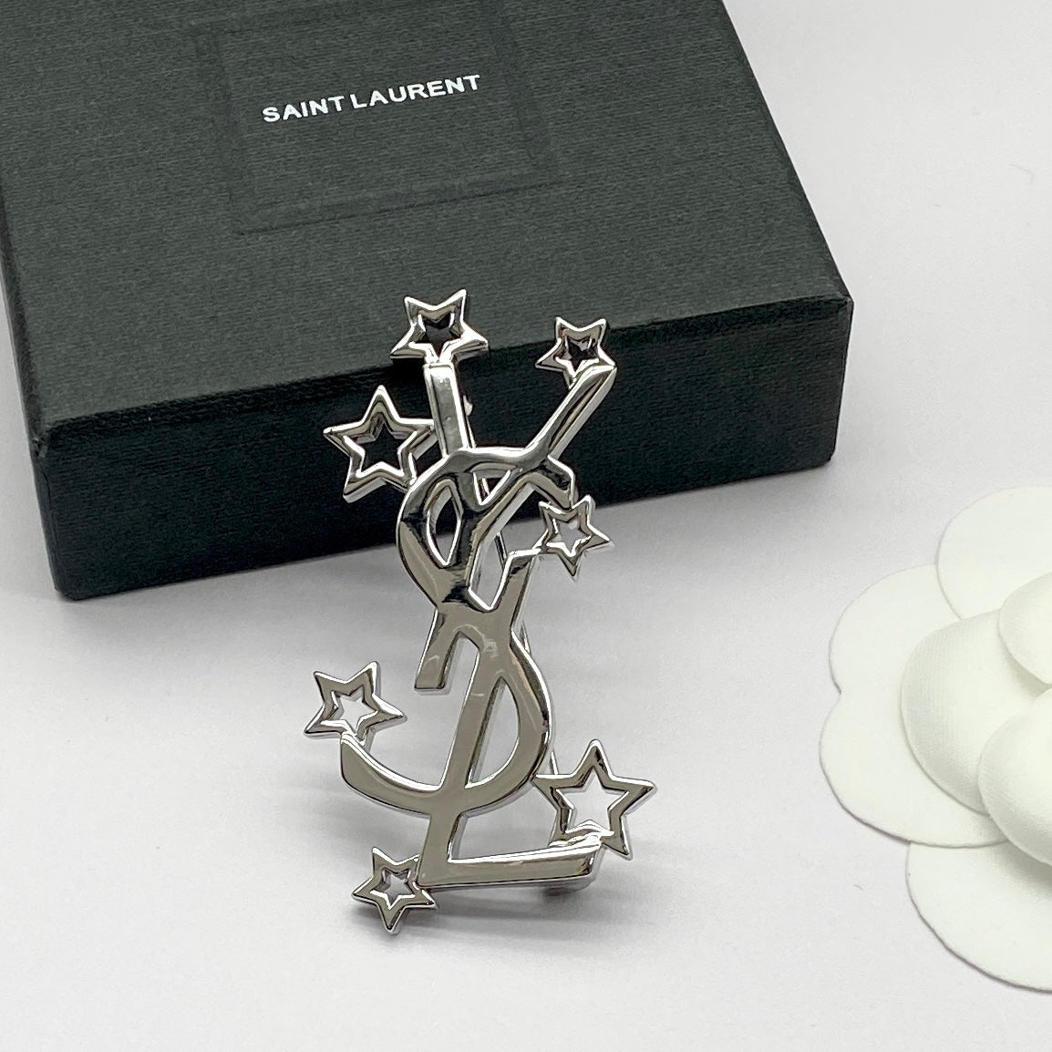Premium Edition Brooch、Brooches Collection、𝐁𝐫𝐨𝐨𝐜𝐡𝐞𝐬（𝐇）