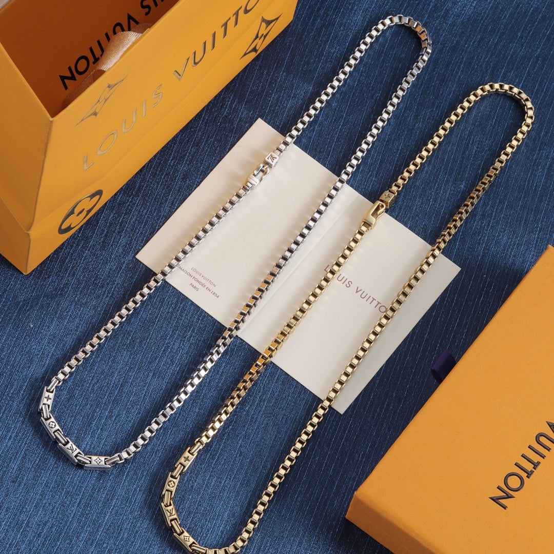 Classic Curb Chain Necklace