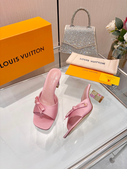 Fashion Sandals & Slippers Daily Footwear  L*V Series、Fashion Sandals & Slippers