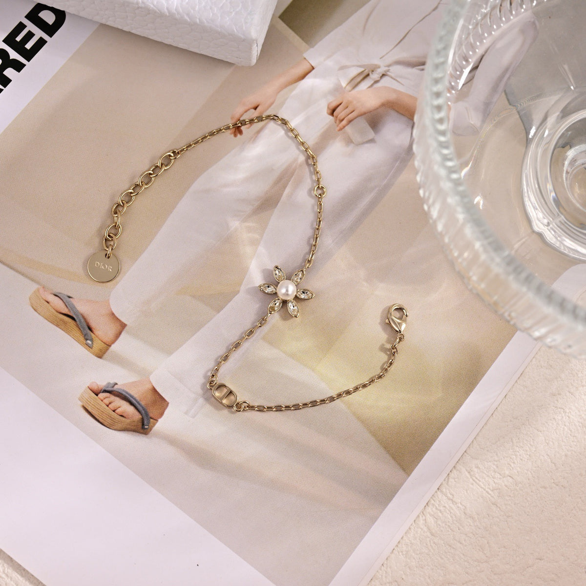 Fine Chain Necklace with Pearl-Look Drop