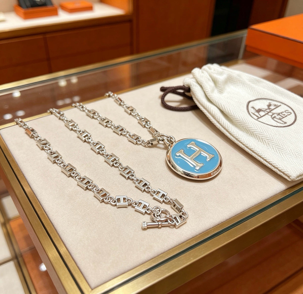 Blue H-Medallion Chunky Chain Necklace