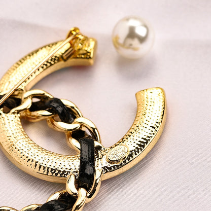 Alloy Steel Stamped Logo Brooch,Brooches Collection、CH*NEL Series