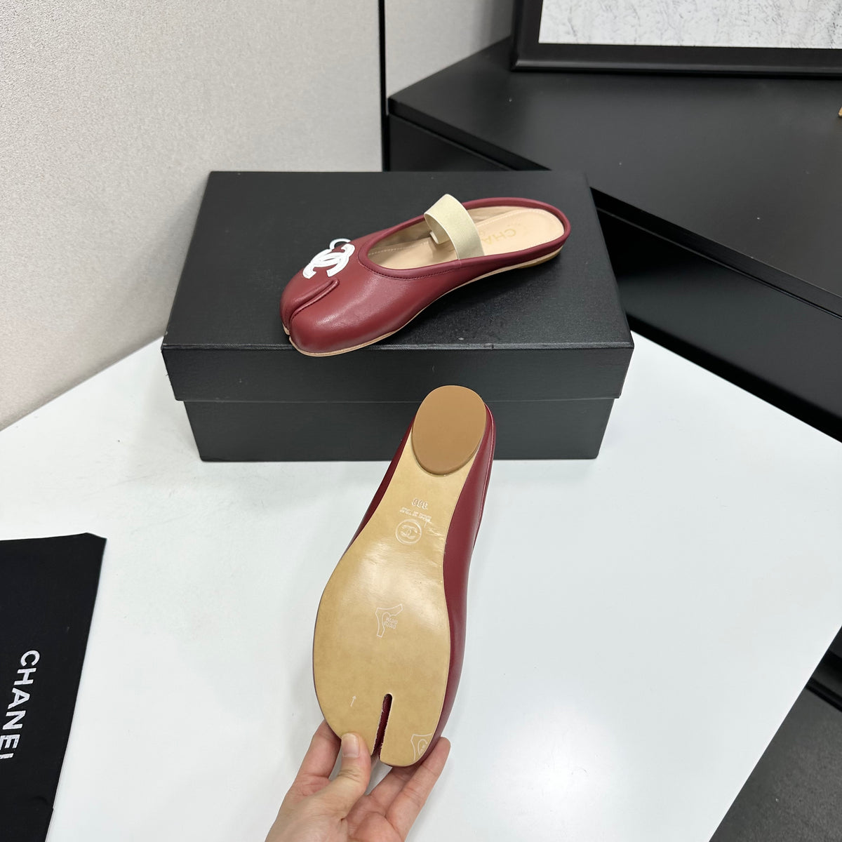 Fashion Sandals & Slippers Daily Footwear  CH*NEL Series、Fashion Sandals & Slippers