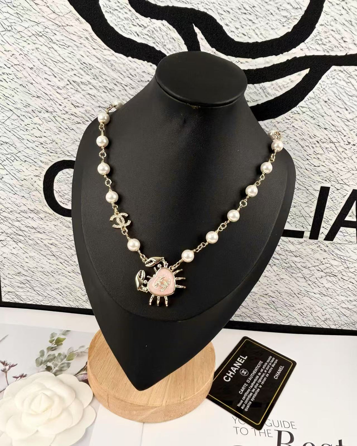 Pearl-Look Bead Necklace with Crab Charm
