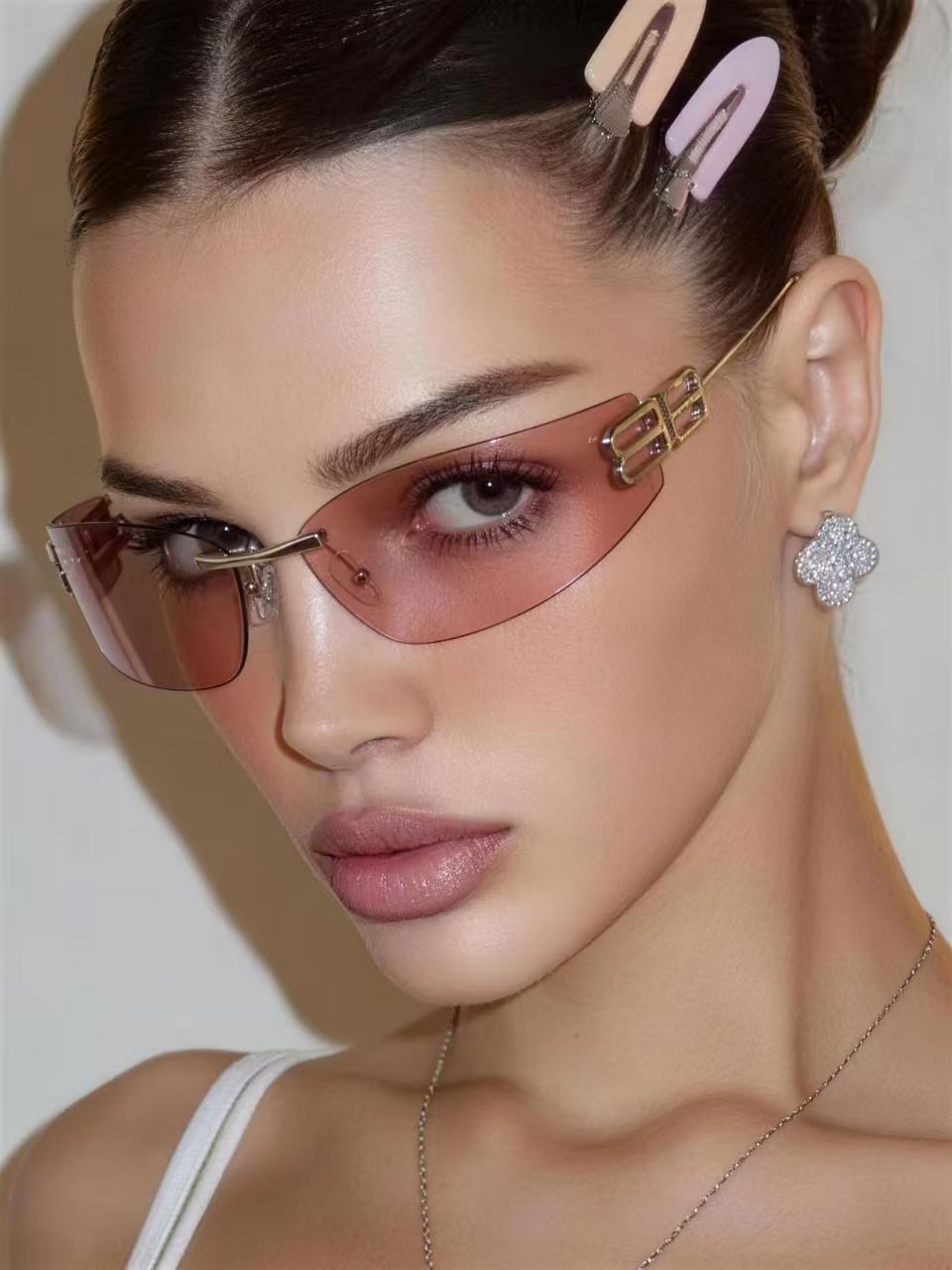 Rimless Rectangular Sunglasses with Sculpted Temple Detail