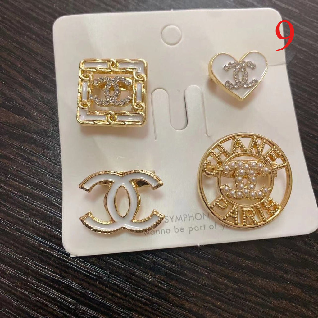 Alloy Stamped Logo Brooch,Brooches Collection、CH*NEL Series