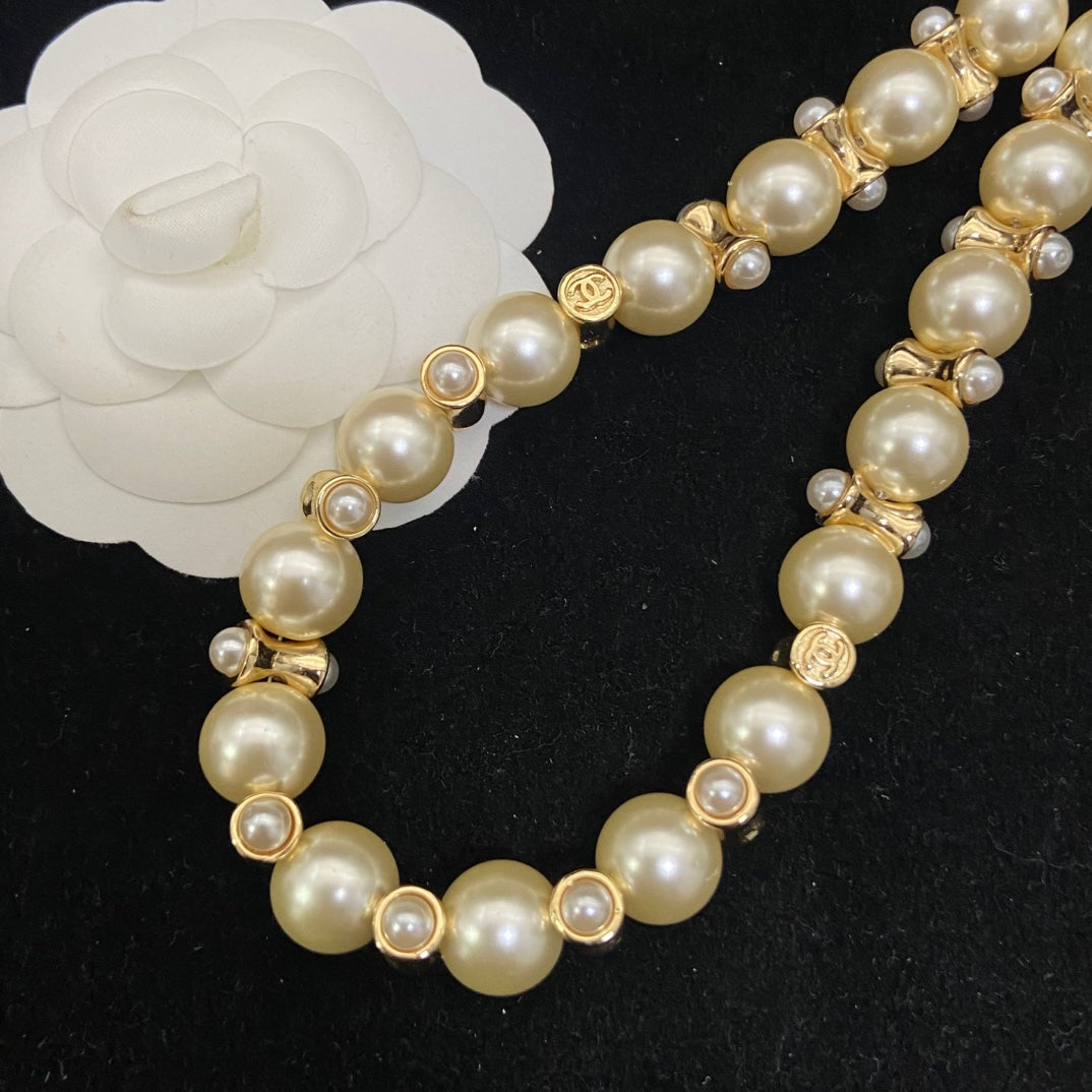 Classic Pearl-Look Beaded Choker