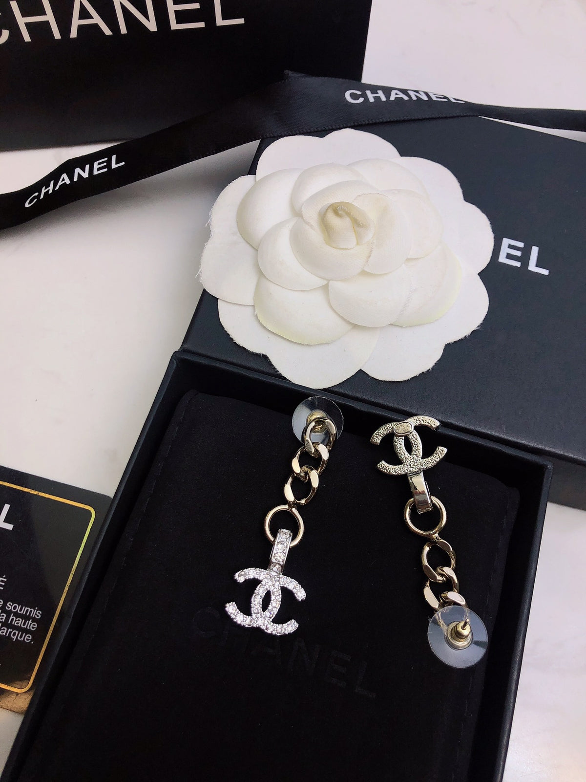Chain-Link Interlocking-C Drop Earrings