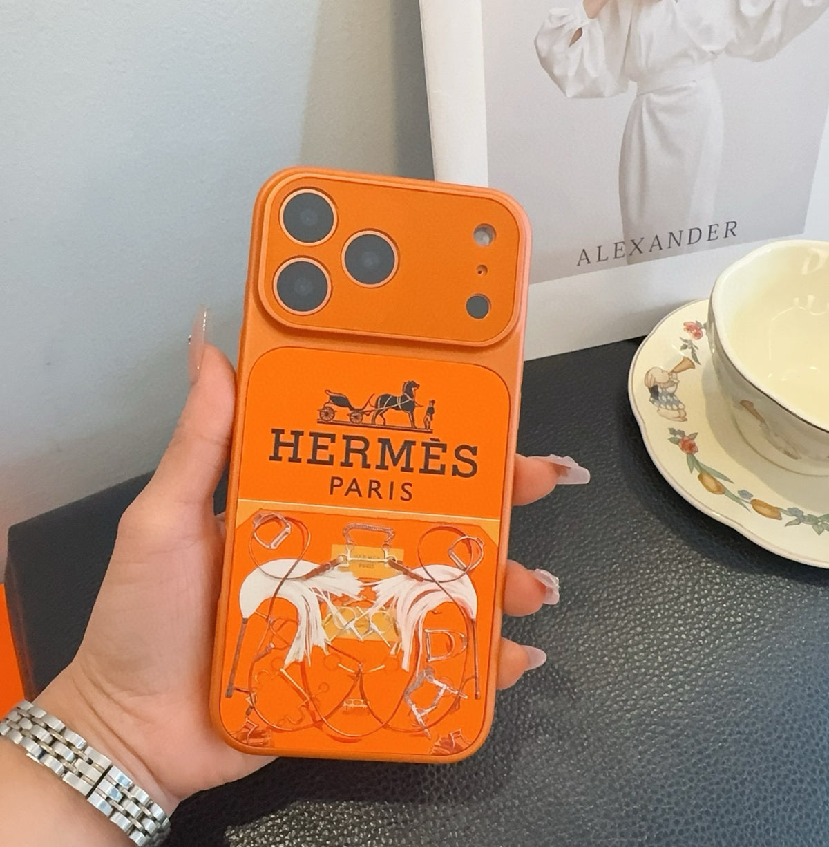 Fashion Aesthetic Shock Absorbing Protective Phone Case  He*mes Series、Fashion Phone Case