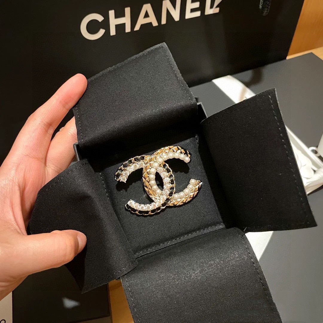Premium Edition Brooch、Brooches Collection、CH*NEL Series、𝐁𝐫𝐨𝐨𝐜𝐡𝐞𝐬（𝐇）