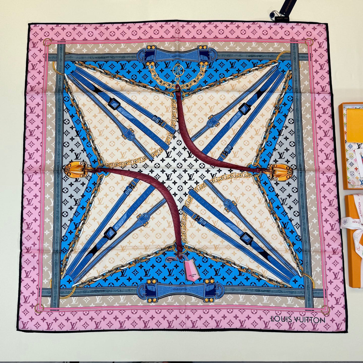 Patchwork Travel Print Square Scarf - 90 x 90 cm