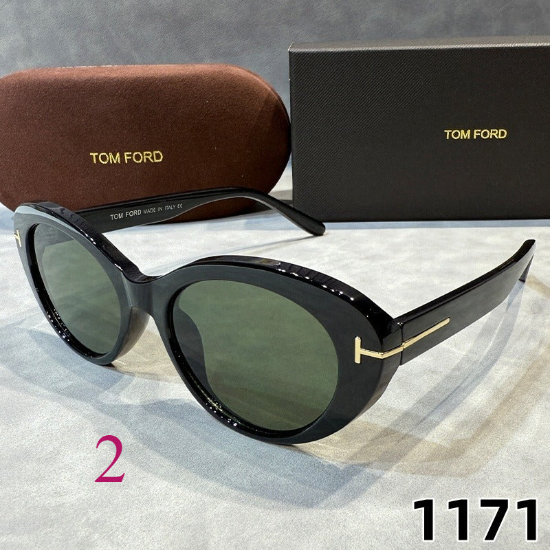 Narrow Oval Sunglasses with Flared Corners
