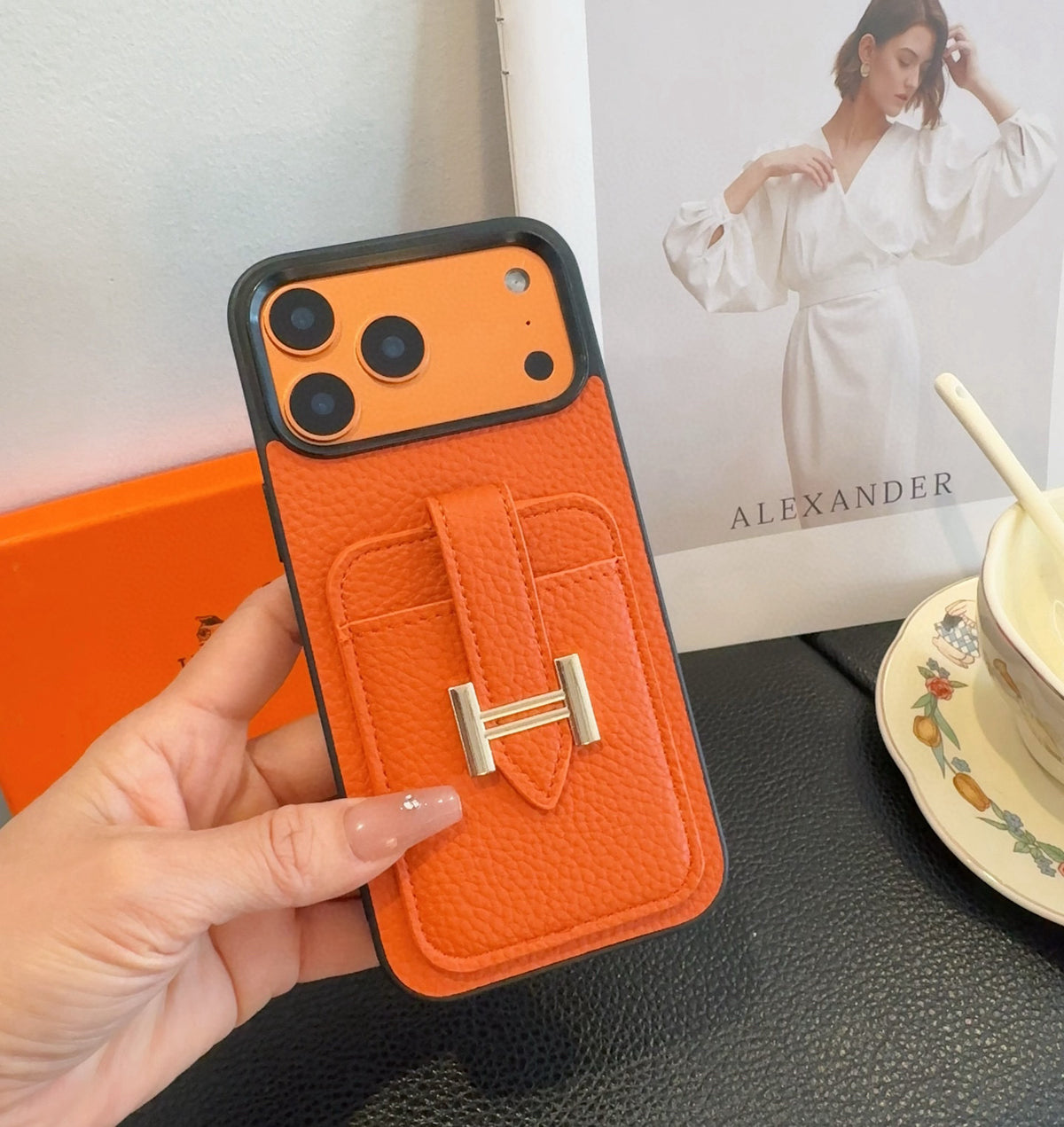Fashion Aesthetic Shock Absorbing Protective Phone Case  He*mes Series、Fashion Phone Case