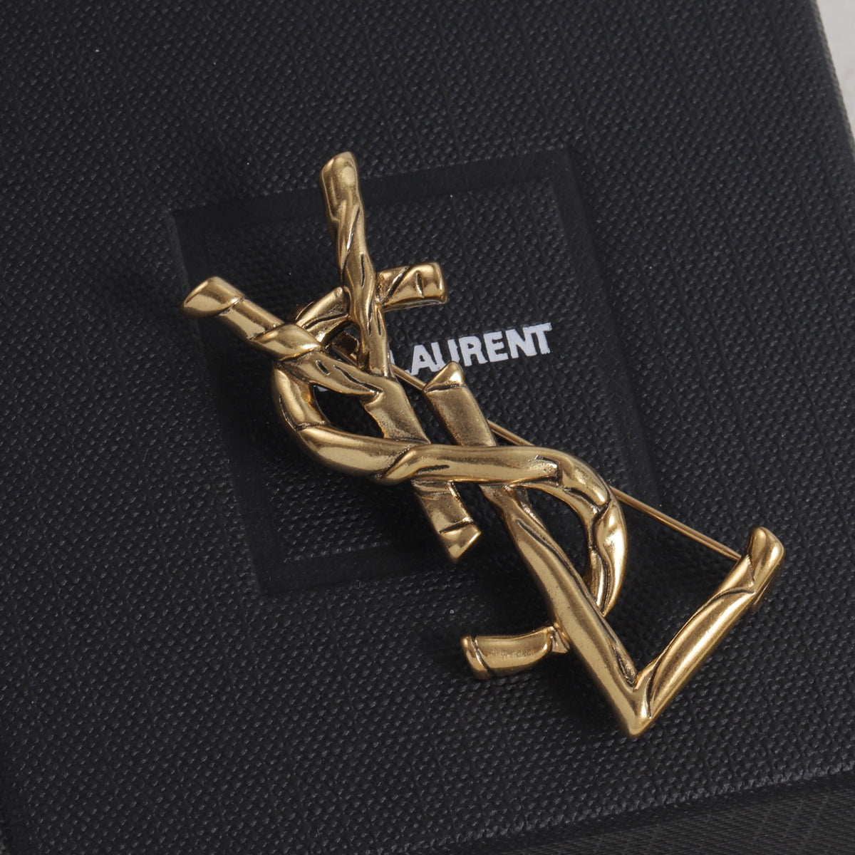 Premium Edition Brooch、Brooches Collection、𝐁𝐫𝐨𝐨𝐜𝐡𝐞𝐬（𝐇）