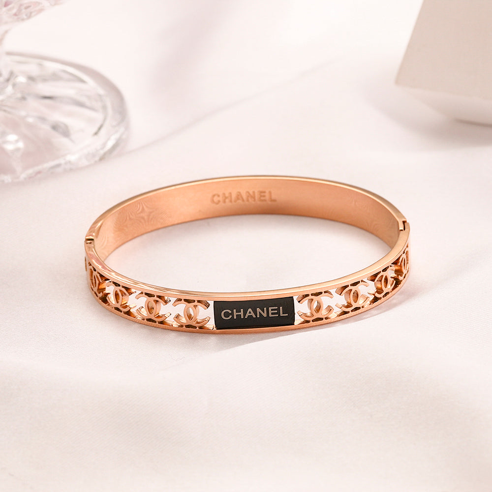 304 Stainless Steel Openwork Star & Letter Bangle Bracelet