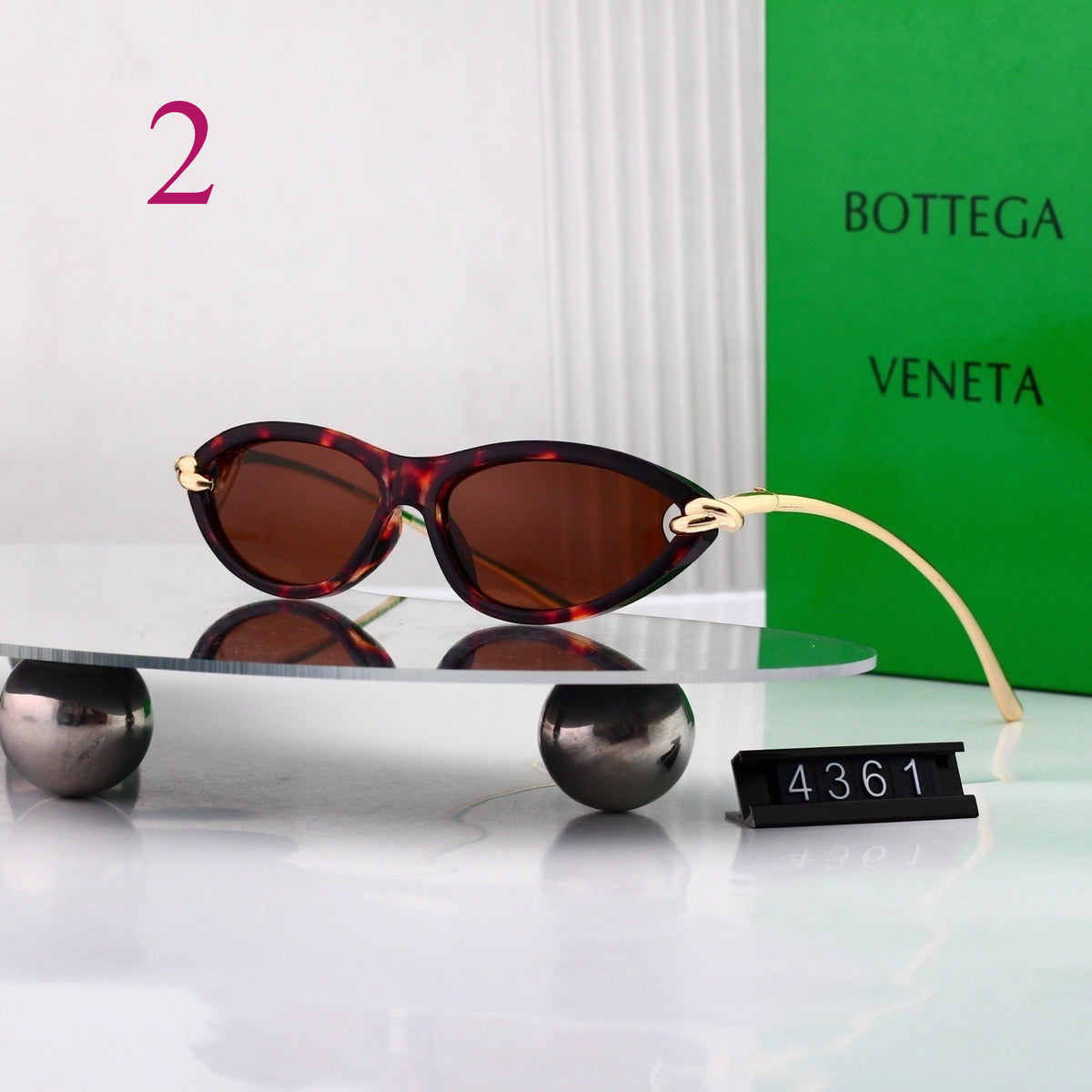 Slim Oval Sunglasses with Straight Temples