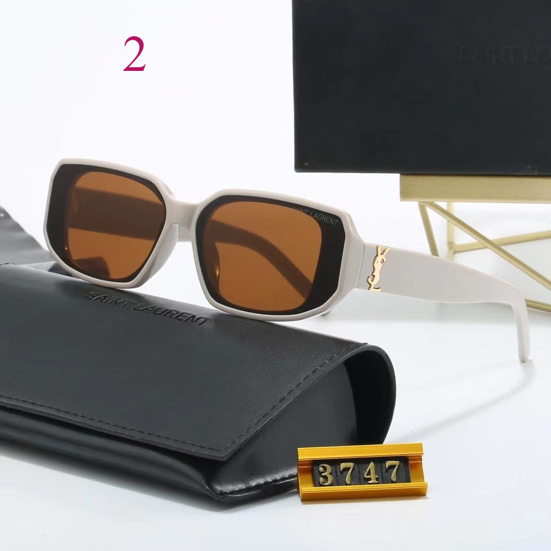 Rounded Rectangular Sunglasses with Thick Full Frames
