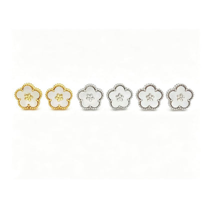 Beaded Outline Flower Stud Earrings