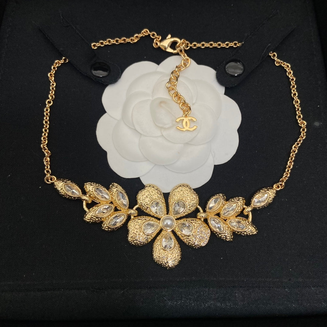 Statement Flower Cluster Necklace