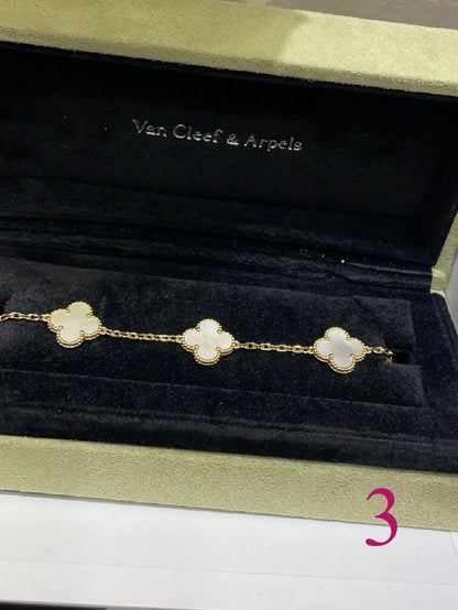 Beaded-Edge Quatrefoil Station Bracelet