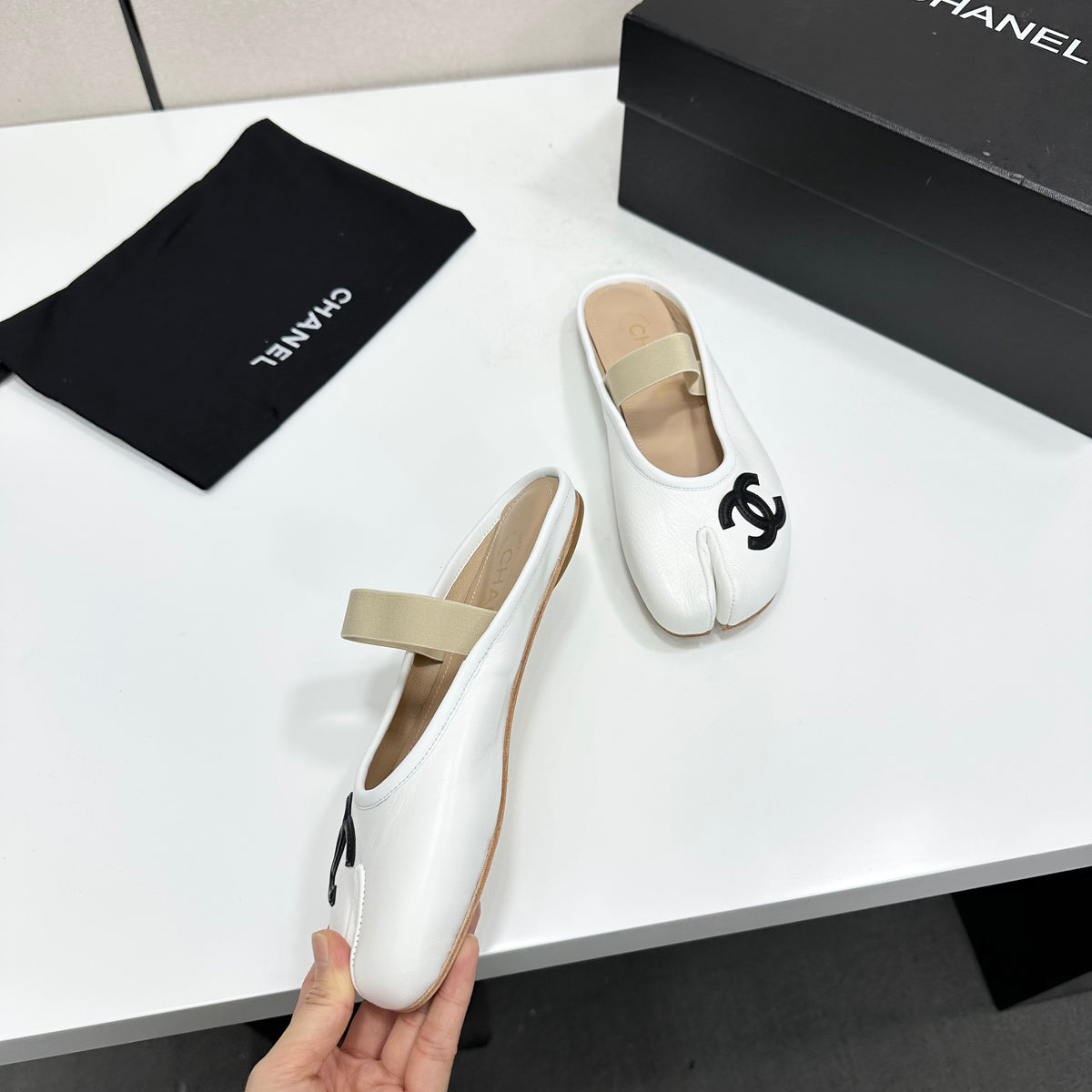 Fashion Sandals & Slippers Daily Footwear  CH*NEL Series、Fashion Sandals & Slippers