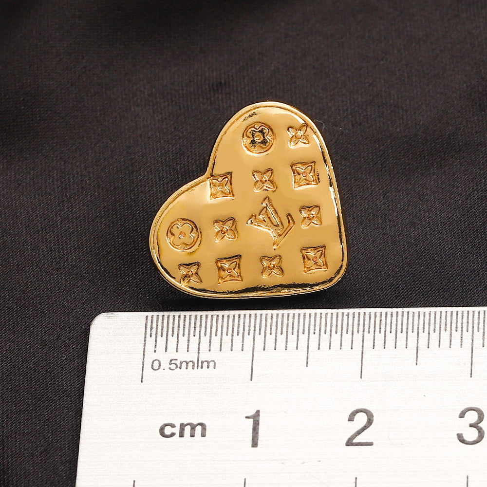 304 Stainless Steel Patterned Heart Stud Earrings
