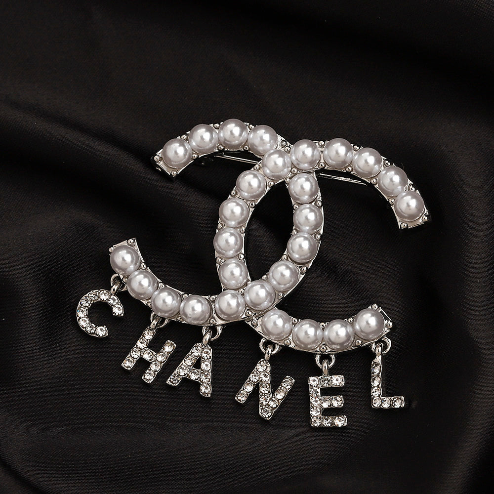 Alloy Stamped Logo Brooch,Brooches Collection、CH*NEL Series