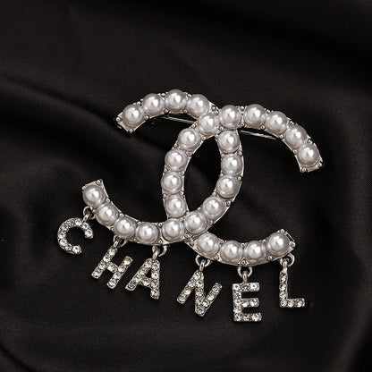 Alloy Stamped Logo Brooch,Brooches Collection、CH*NEL Series
