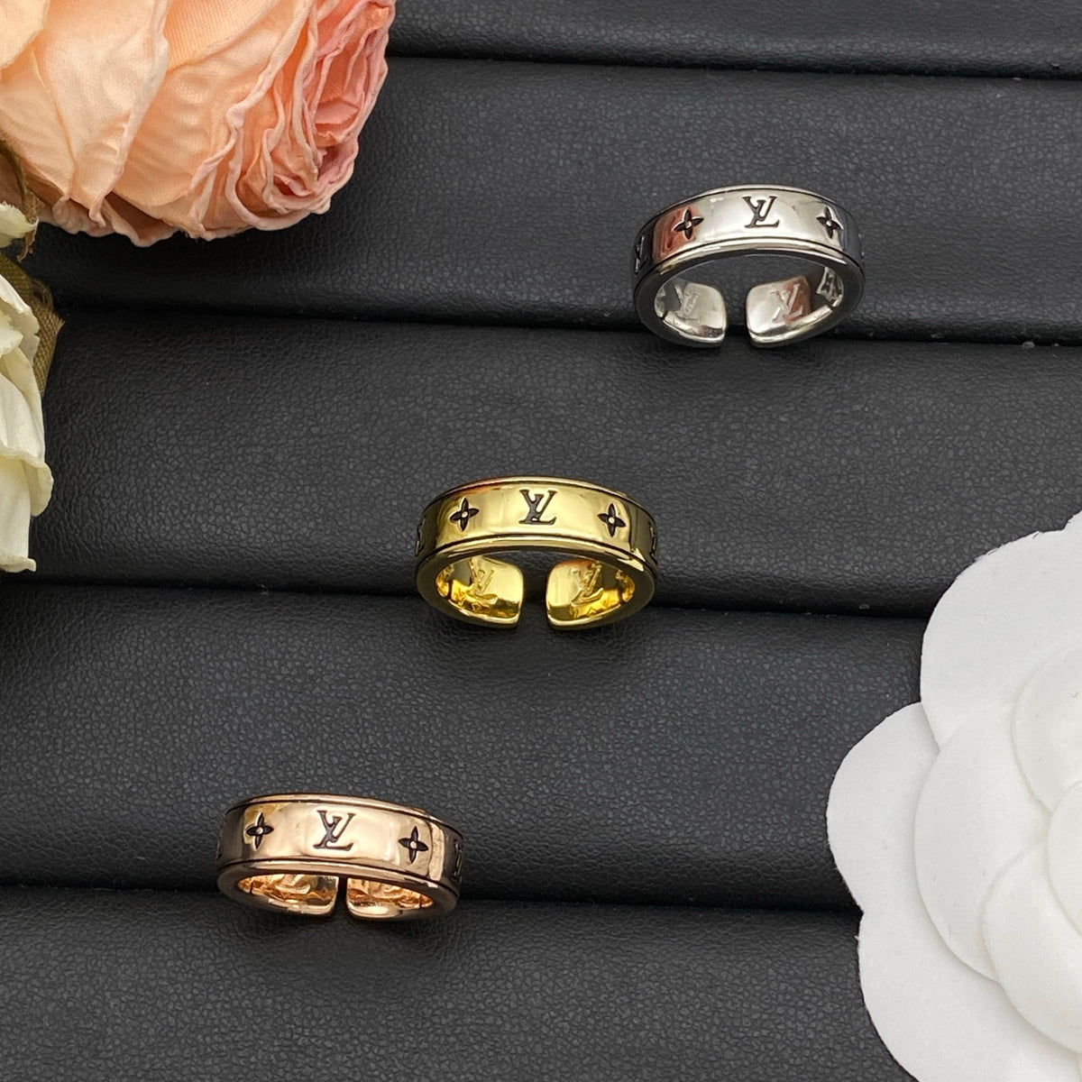 Premium Edition Ring,L*V Series、Rings Collection、𝐑𝐢𝐧𝐠𝐬（𝐇）