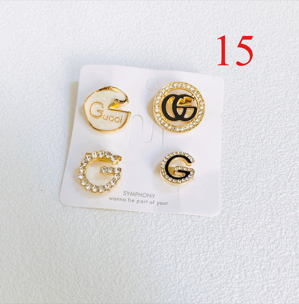 Alloy Stamped Logo Brooch,Brooches Collection、CH*NEL Series