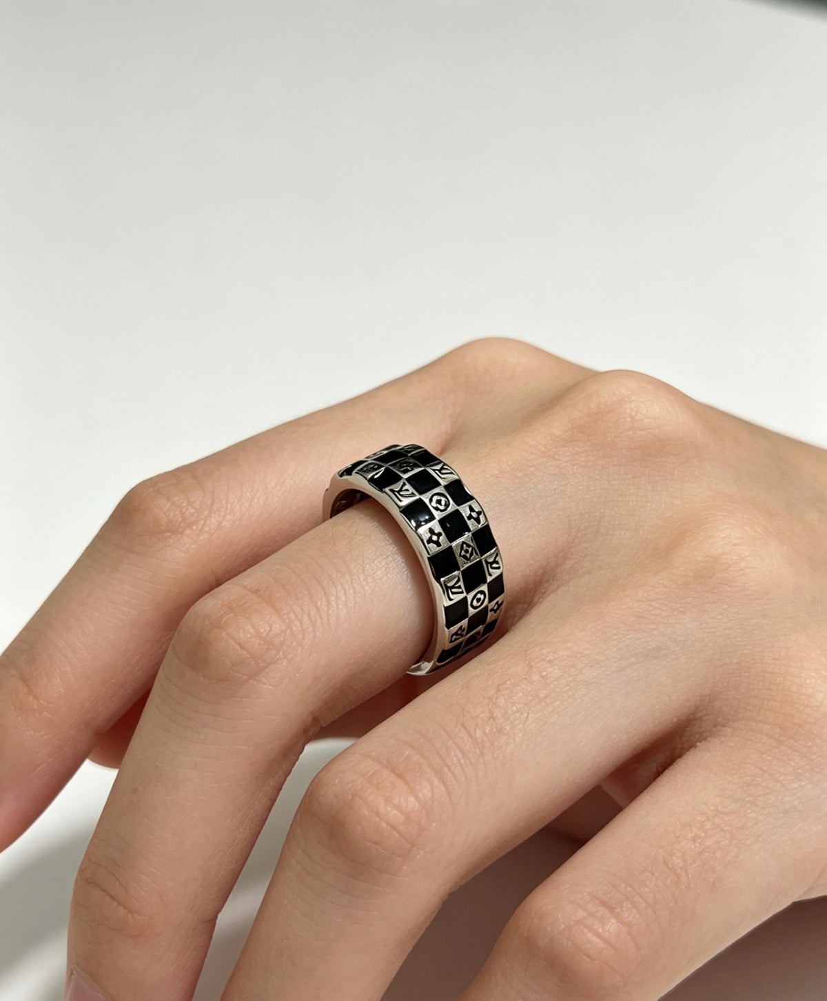Size 6 -11 Premium Edition Ring, L*V Series、Rings Collection、𝐑𝐢𝐧𝐠𝐬（𝐇）